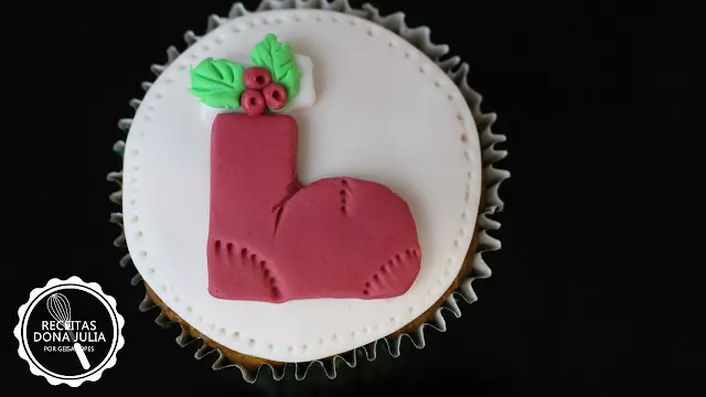 Cupcake decorado para o Natal - Bota do papai Noel
