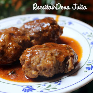 ALMÔNDEGAS AO MOLHO DE TOMATE