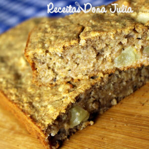BOLO DE BANANA COM MAÇA INTEGRAL (ZERO AÇÚCAR/ SEM LEITE E OVOS)