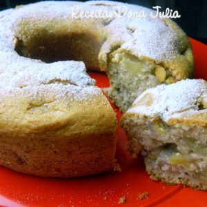 BOLO COM MAÇA E BANANA (SEM LEITE E OVOS)