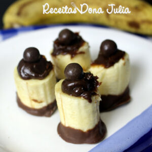 COPINHO DE BANANA RECHEADO