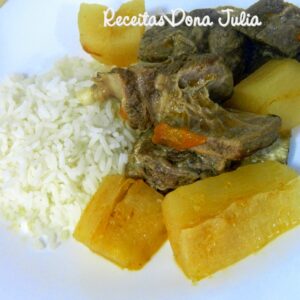 COSTELA COM MANDIOCA