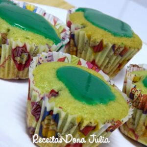 CUPCAKE DE GELATINA (SEM LEITE E OVOS)