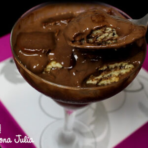 PAVÊ NA TAÇA COM 3 INGREDIENTES