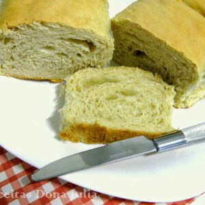 PÃO CASEIRO – (SEM LEITE E OVOS)