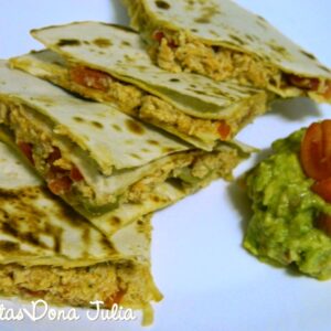 QUESADILLA DE FRANGO