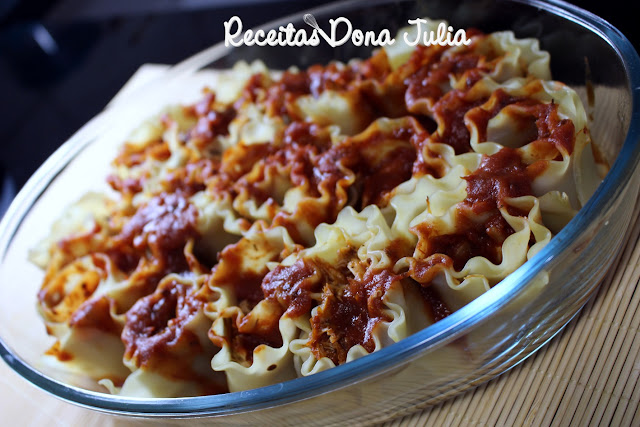 Rolinho de lasanha com frango Rolinho de lasanha com frango