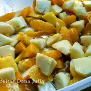SALADA DE FRUTA