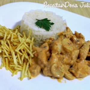 STROGONOFF DE FRANGO