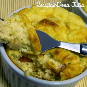 SUFLE DE LEGUMES COM SALMÃO EM AZEITE