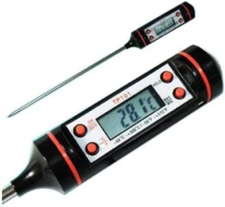 "Termômetro culinário digital tipo espeto para caldas e carnes recomendado por Geisa Araujo do Receitas Dona Julia"