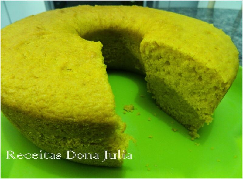 "Bolo caseiro de cenoura" "Bolo caseiro de cenoura"