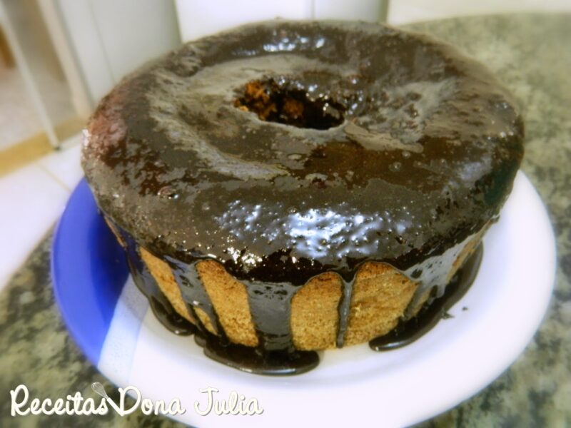 "Bolo caseiro de chocolate" "Bolo caseiro de chocolate"