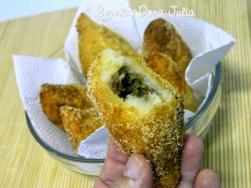 Coxinha de mandioca Coxinha de mandioca
