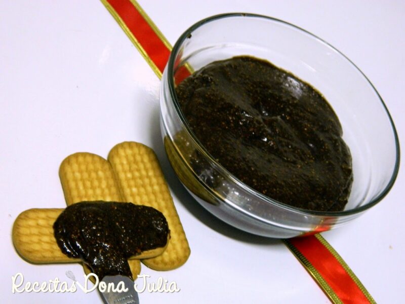 Creme de avelã caseiro sem leite Creme de avelã caseiro sem leite