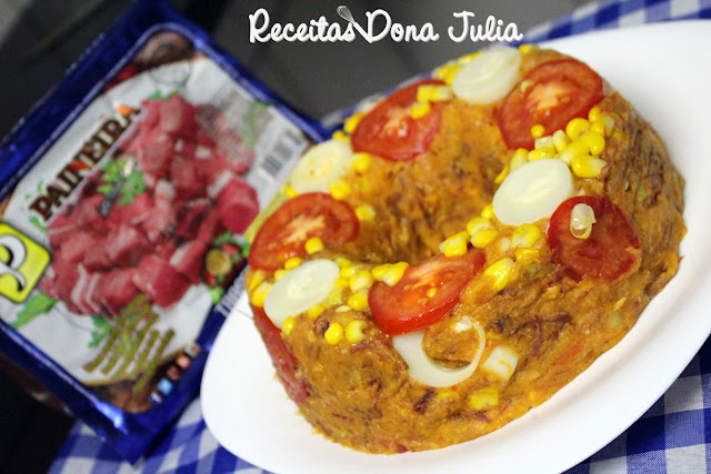 Cuscuz paulista de carne seca Cuscuz paulista de carne seca