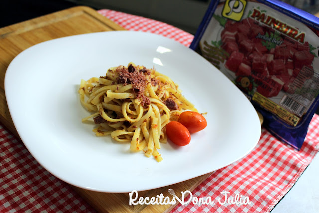 "Espaguete com carne seca" "Espaguete com carne seca"