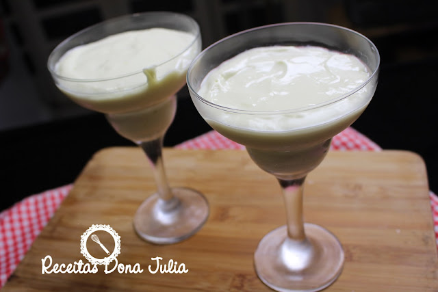 "Mousse de limão com 3 ingredientes" "Mousse de limão com 3 ingredientes"
