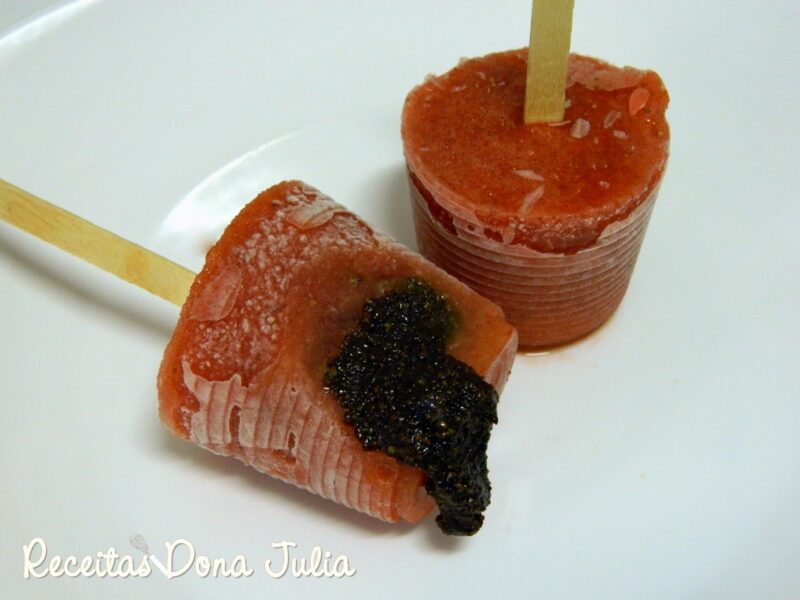 Paletas mexicanas de morango com creme de avelã Paletas mexicanas de morango com creme de avelã