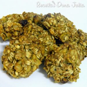BISCOITO DE BANANA COM GRANOLA