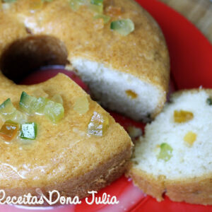 BOLO DE FRUTAS CRISTALIZADAS