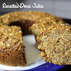 BOLO INTEGRAL DE BANANA E AVEIA