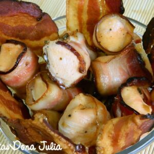 MINI MEDALHÃO DE FRANGO COM BACON CROCANTE