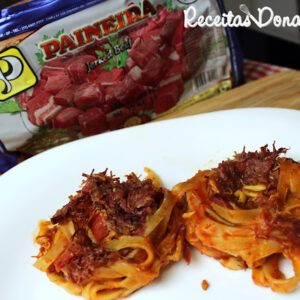 NINHOS RECHEADOS DE CARNE SECA