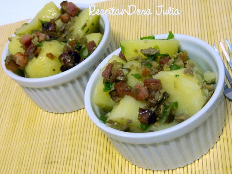 Salada de batata com azeitonas e bacon Salada de batata com azeitonas e bacon