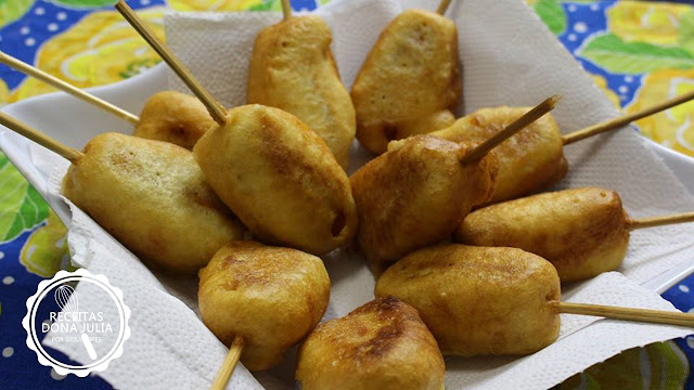 "Salsicha no palito" "Salsicha no palito"