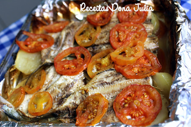 Sardinha ao forno com batata Sardinha ao forno com batata