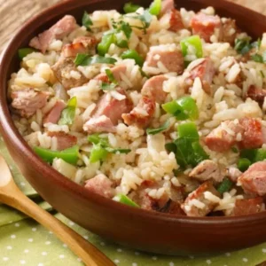 Arroz de Forno com Carne Seca: O Clássico Carreteiro com um Toque Gourmet